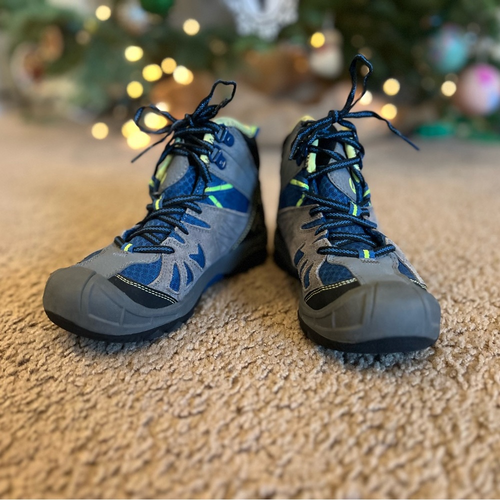 Like New Blue Gray Merrell Capra Boys Waterproof Hiking Boots Size 2.5